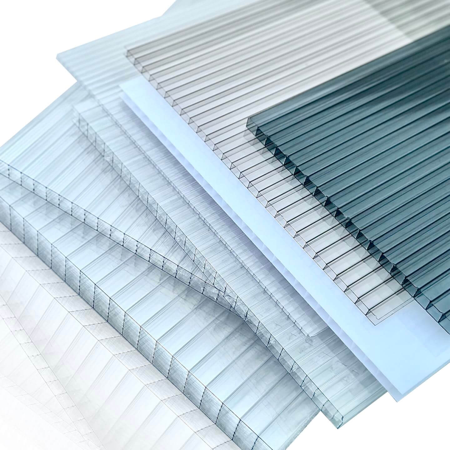 Polykarbonaattilevyjen sekoitus